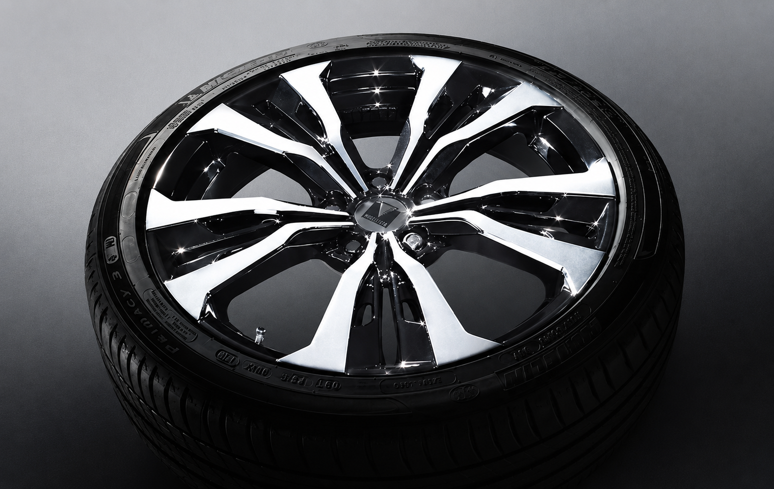 モデリスタアルミホイールタイヤセットヴェルファイア30 ヴェルファイア30系】MODELLISTA WingDancerⅩ 19インチアルミホイール